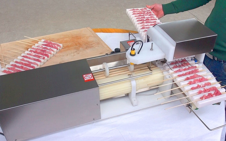 The automatic meat skewer machine has the following two characteristics, do you understand?-Lamb slicer, beef slicer,sheep Meat string machine, cattle meat string machine, Multifunctional vegetable cutter, Food packaging machine, China factory, supplier, manufacturer, wholesaler